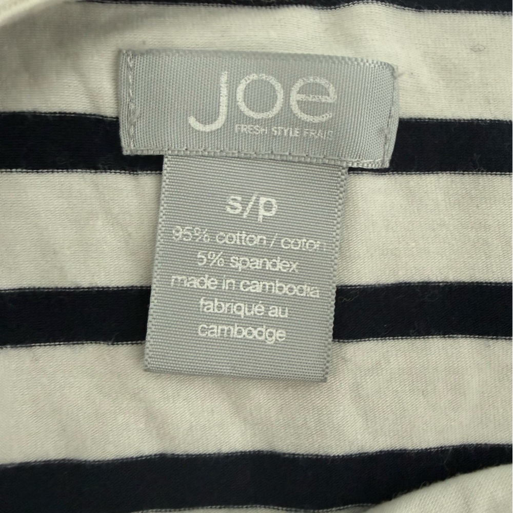Last Chance - Joe Fresh White and Black Striped Short Sleeve Tee - Picture 2 of 3
